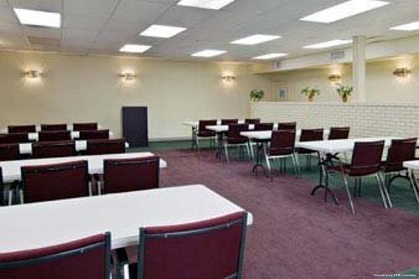 KNIGHTS INN - MINERAL WELLS (Mineral Wells)